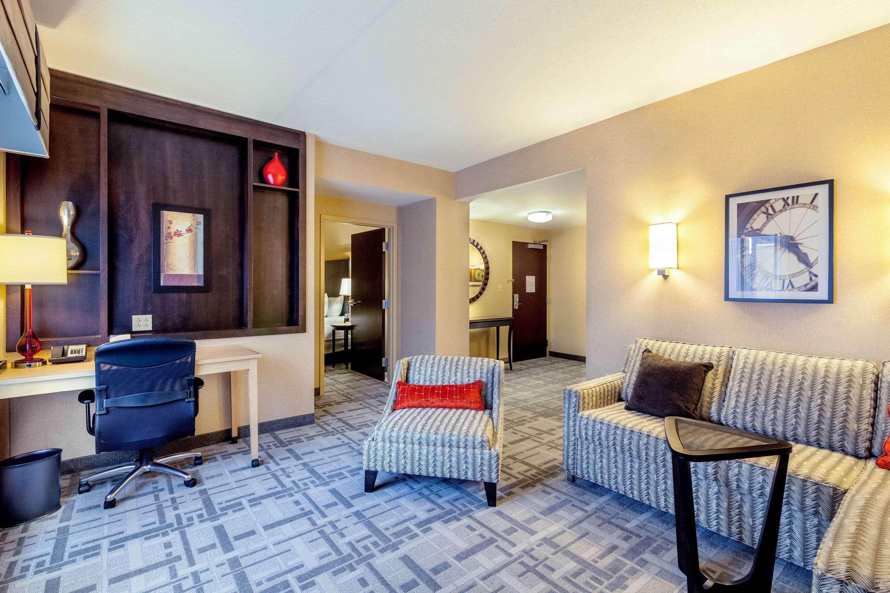 Cambria Hotel Pittsburgh - Downtown מראה חיצוני תמונה