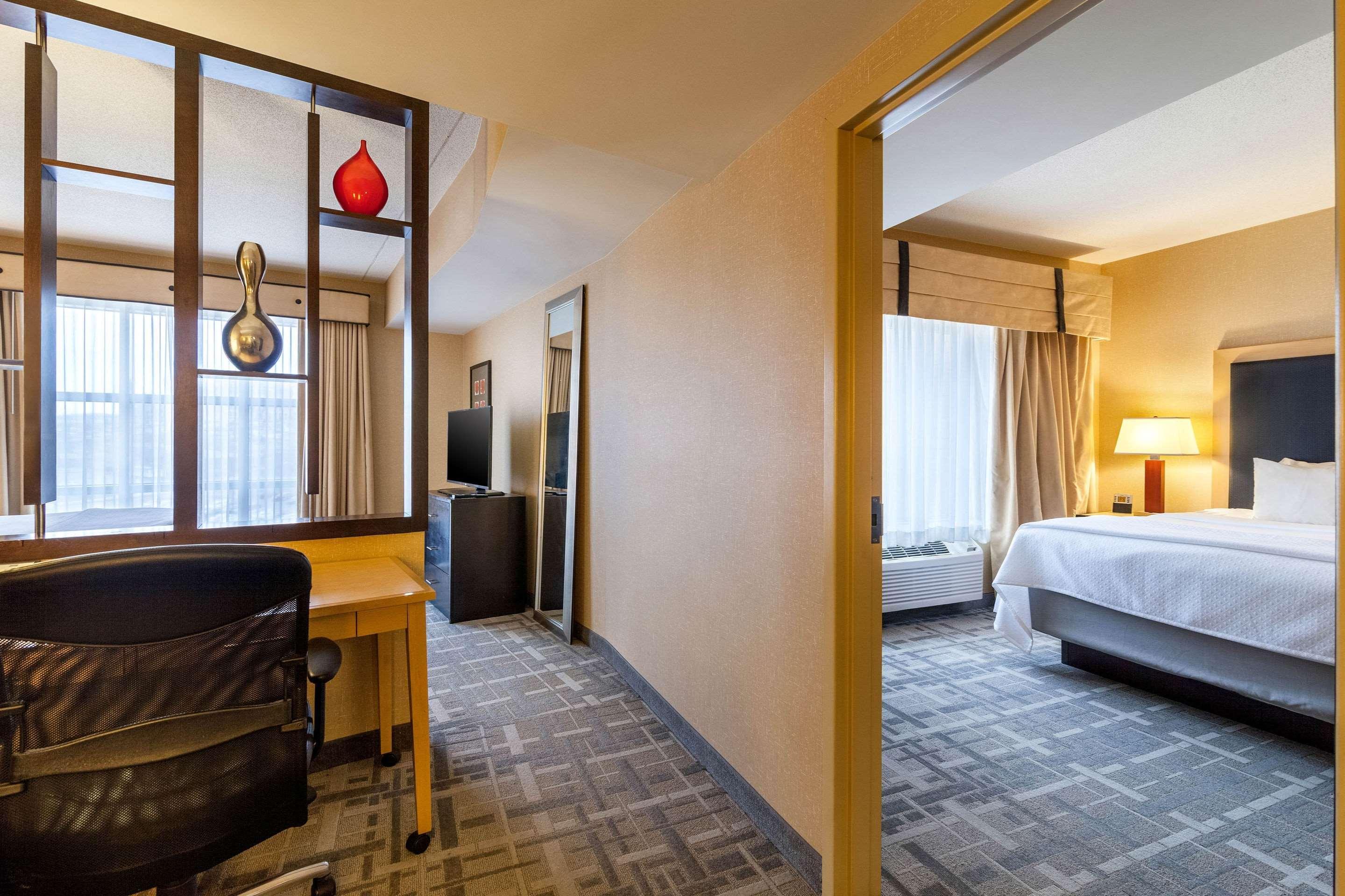 Cambria Hotel Pittsburgh - Downtown מראה חיצוני תמונה