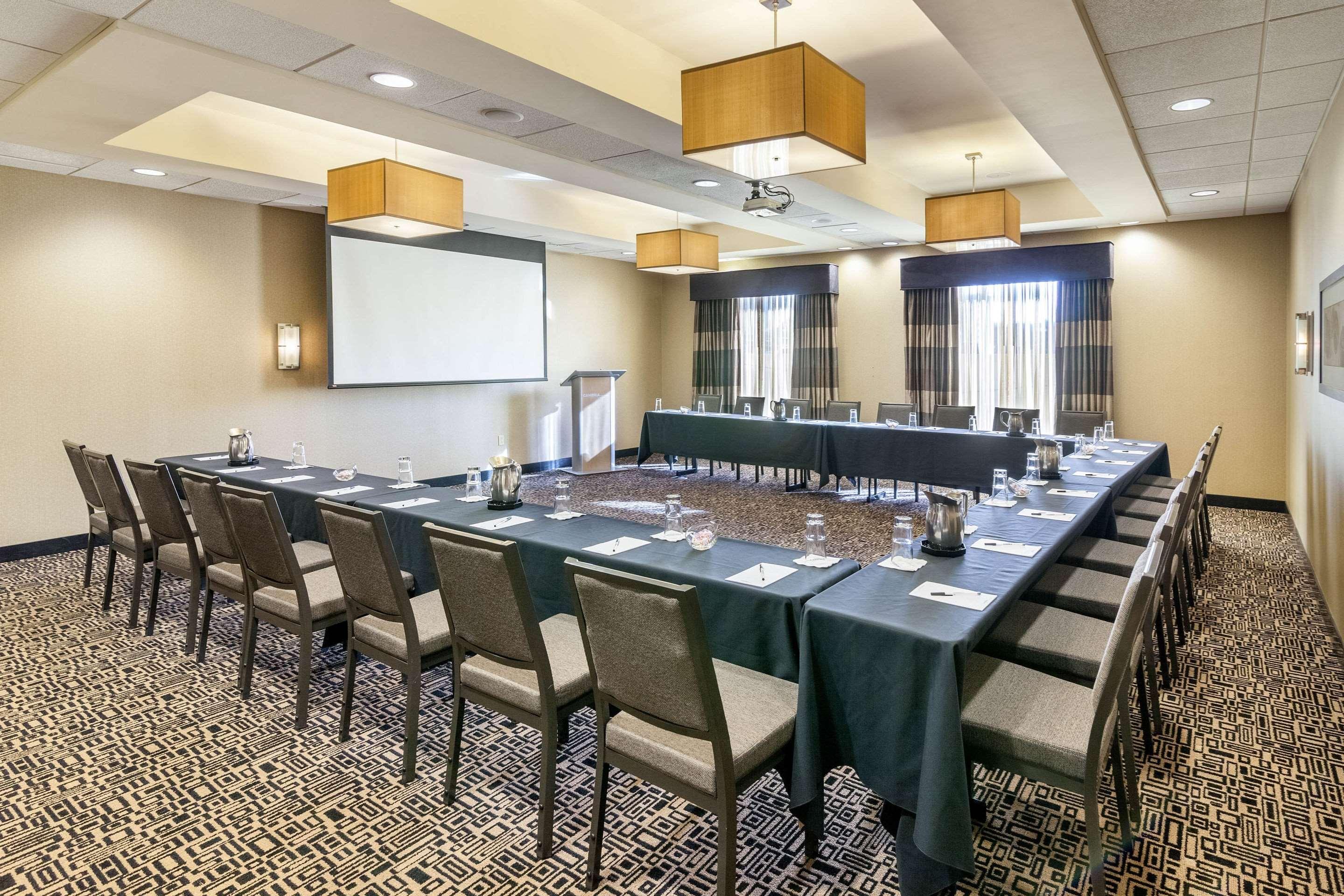 Cambria Hotel Pittsburgh - Downtown מראה חיצוני תמונה
