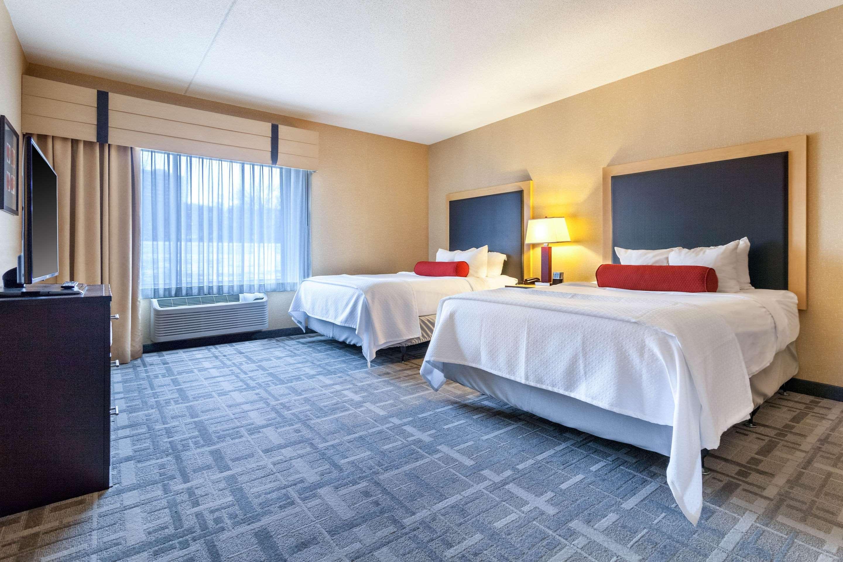 Cambria Hotel Pittsburgh - Downtown מראה חיצוני תמונה