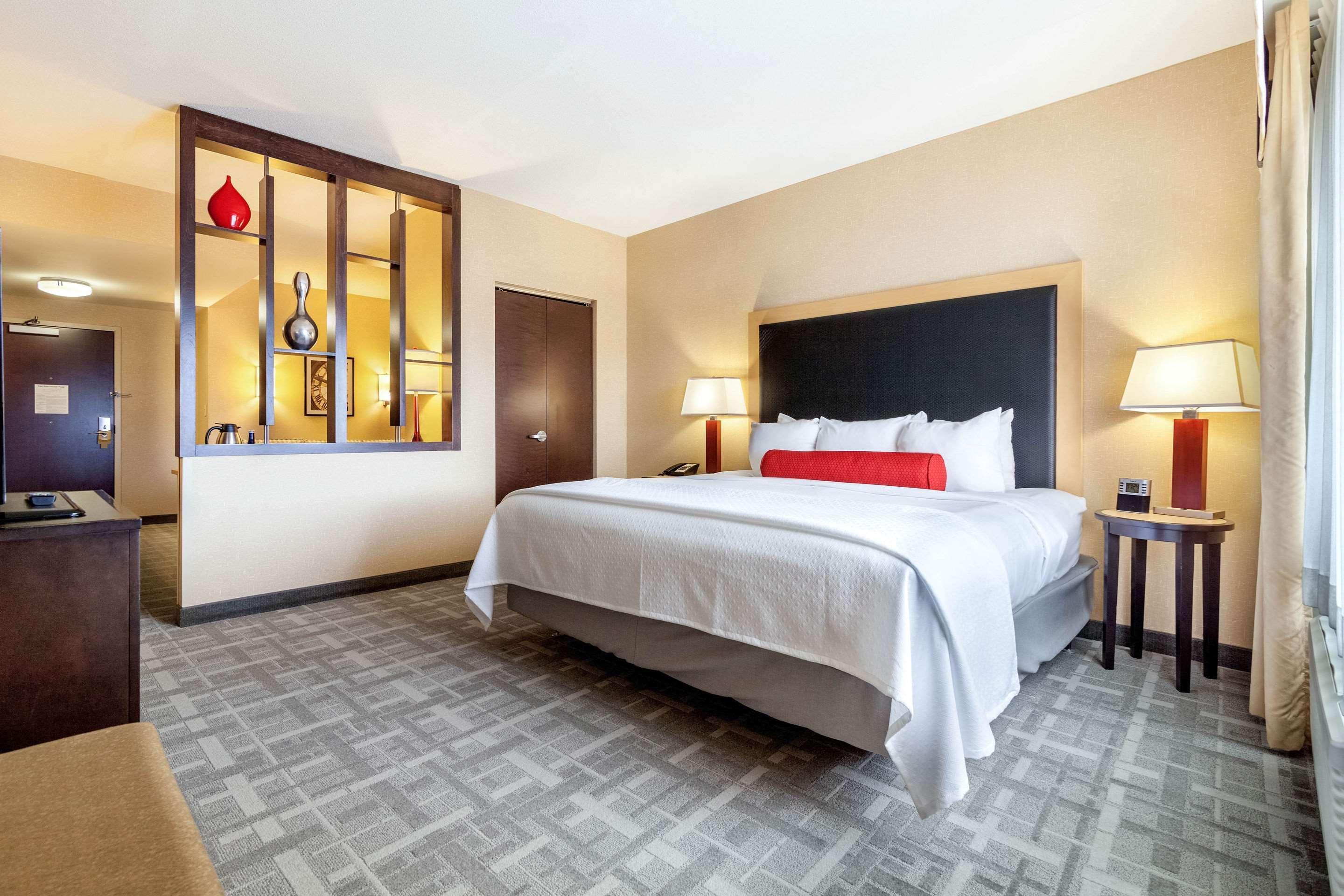 Cambria Hotel Pittsburgh - Downtown מראה חיצוני תמונה