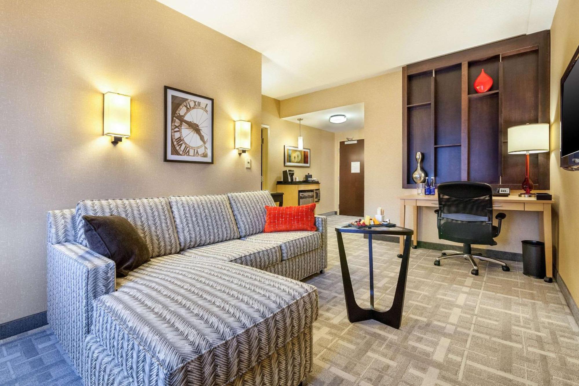 Cambria Hotel Pittsburgh - Downtown מראה חיצוני תמונה