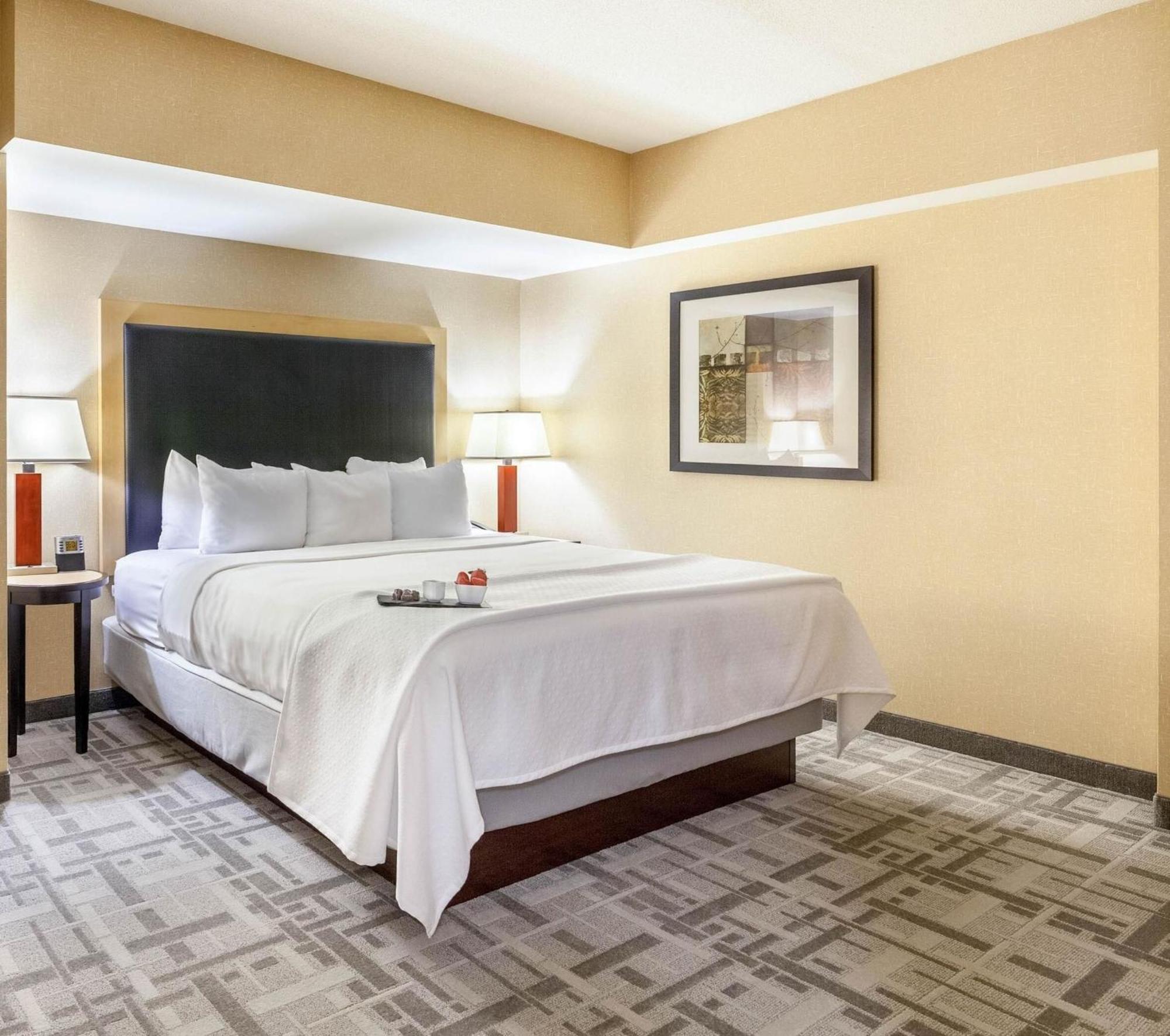 Cambria Hotel Pittsburgh - Downtown מראה חיצוני תמונה